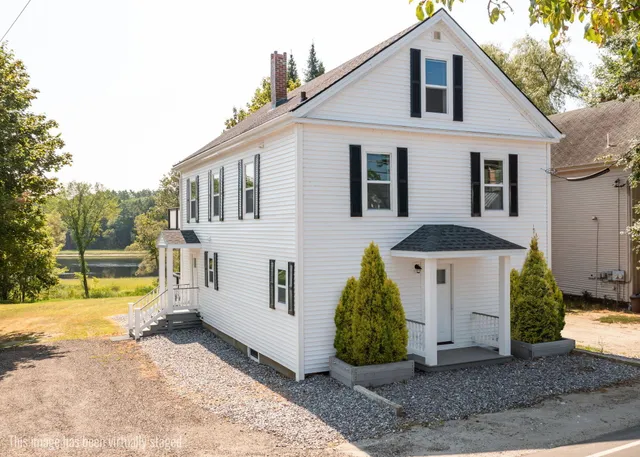 $649,900 | 393 Front Street, Richmond, ME 04357