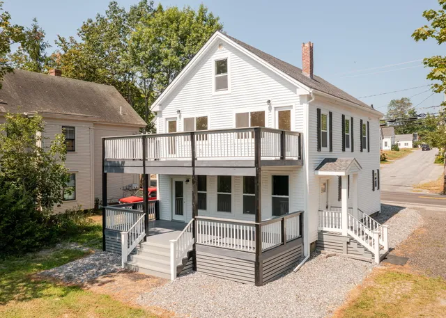 $649,900 | 393 Front Street, Richmond, ME 04357