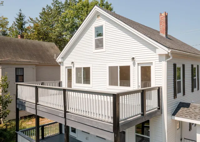 $649,900 | 393 Front Street, Richmond, ME 04357