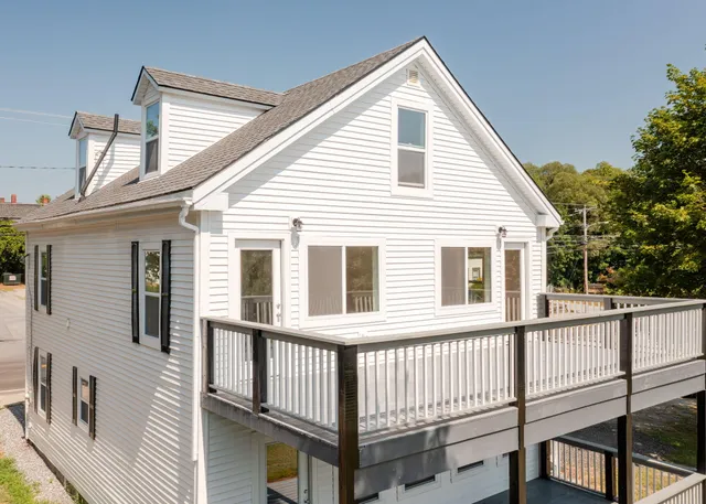 $649,900 | 393 Front Street, Richmond, ME 04357