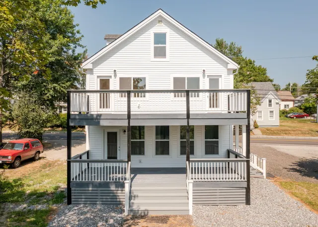$649,900 | 393 Front Street, Richmond, ME 04357
