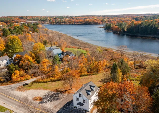 $649,900 | 393 Front Street, Richmond, ME 04357