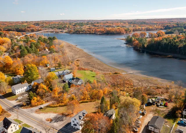 $649,900 | 393 Front Street, Richmond, ME 04357