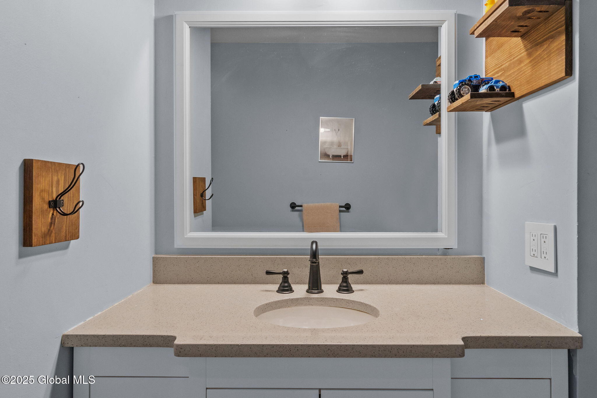 22 Horton Drive Colonie, NY 12189 - Photo 36 of 54 24-web-or-mls-22-horton-dr