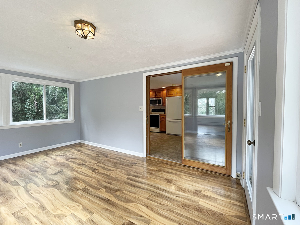 6 Colonial Drive Prospect, CT 06712 - Photo 12 of 29 Gallery Image 12