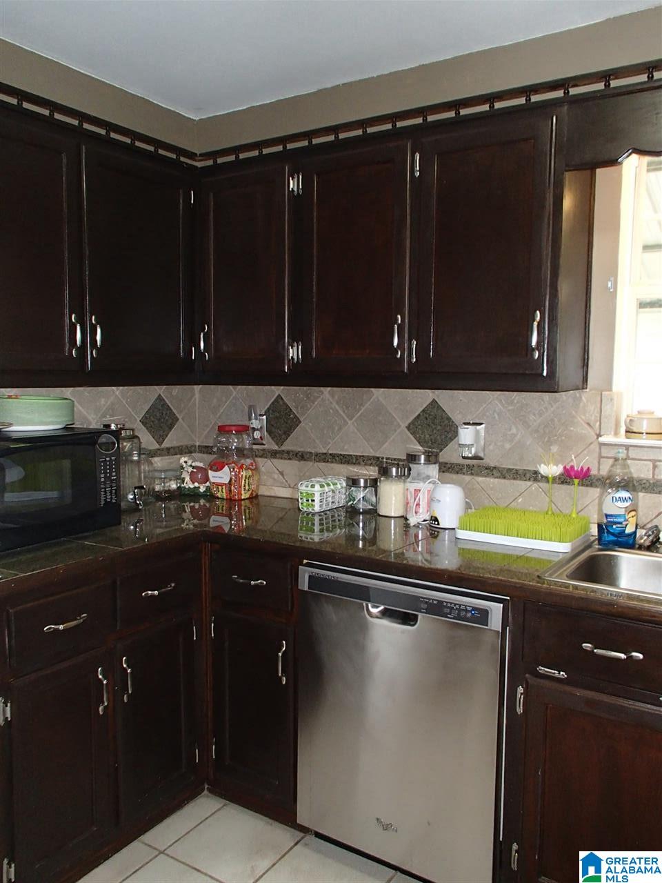 5947 Creekwood Road Birmingham, AL 35210 - Photo 11 of 34