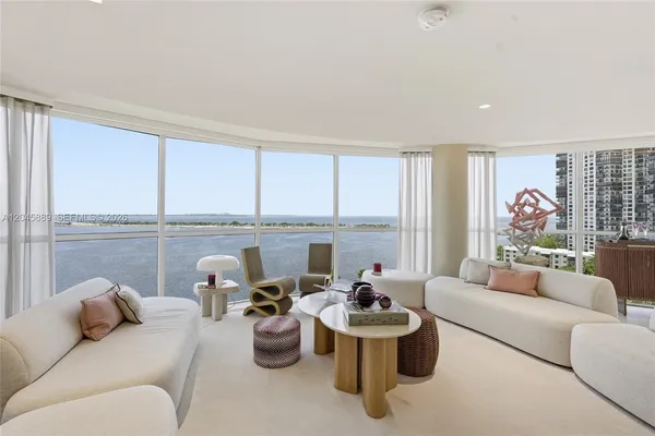 $2,150,000 | 2025 Brickell Avenue, Unit 1401, Miami, FL 33129