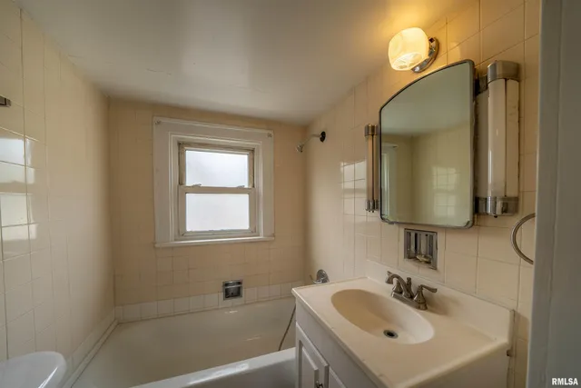 $115,000 | 1007 South 10th Street, Pekin, IL 61554