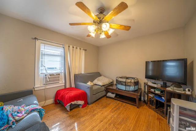 $115,000 | 1007 South 10th Street, Pekin, IL 61554