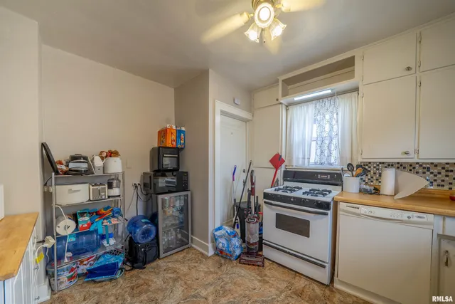 $115,000 | 1007 South 10th Street, Pekin, IL 61554