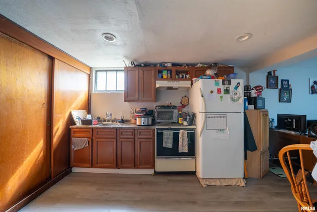 $115,000 | 1007 South 10th Street, Pekin, IL 61554