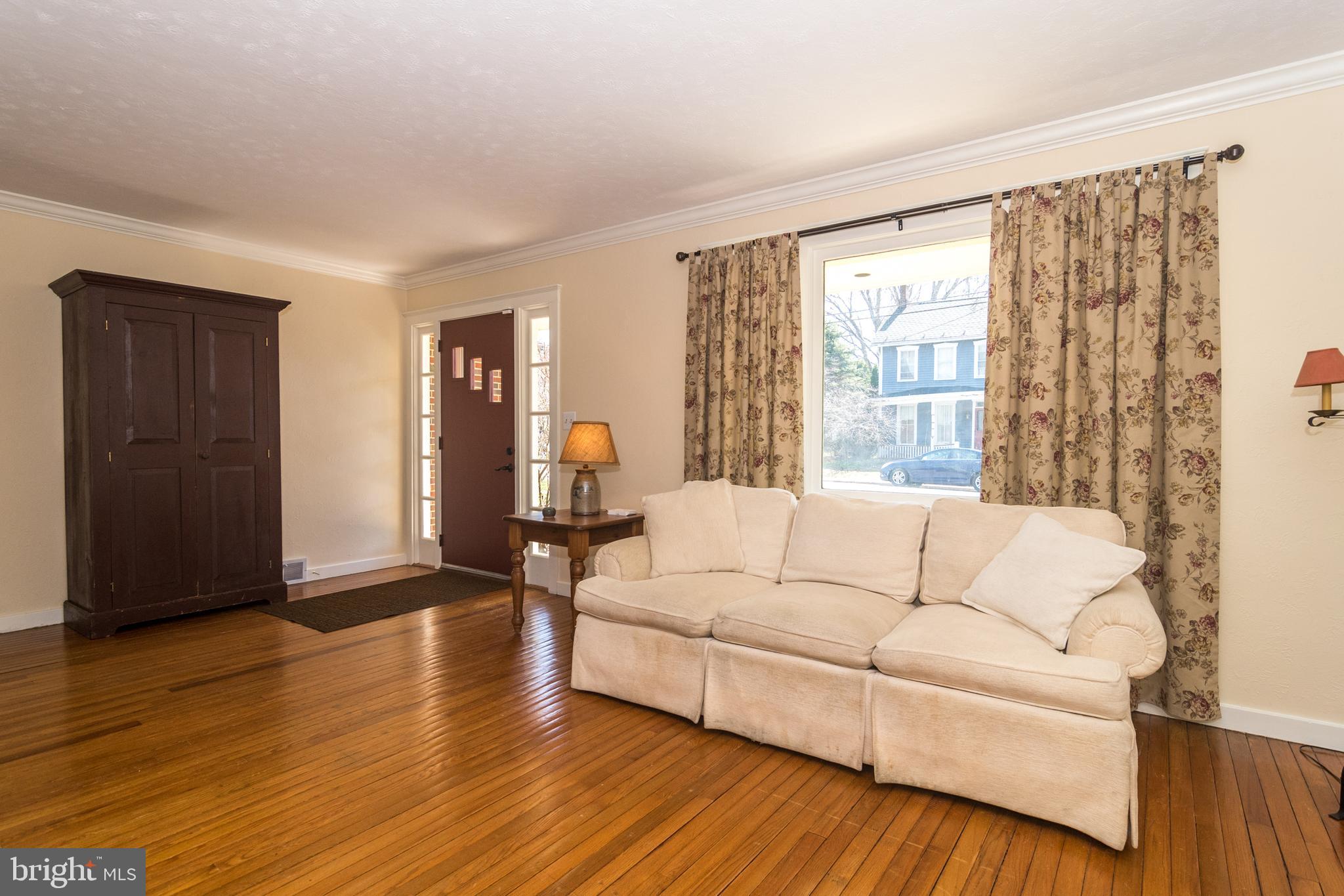 133 Spruce Road Riegelsville, PA 18077 - Photo 8 of 23