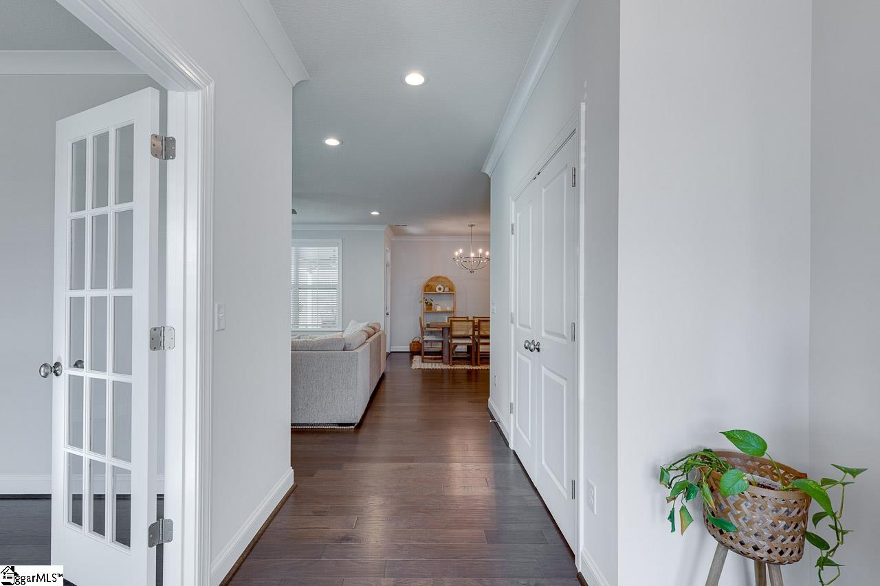 10 Ridan Road Mauldin, SC 29662 - Photo 4 of 31 Gallery Image 4