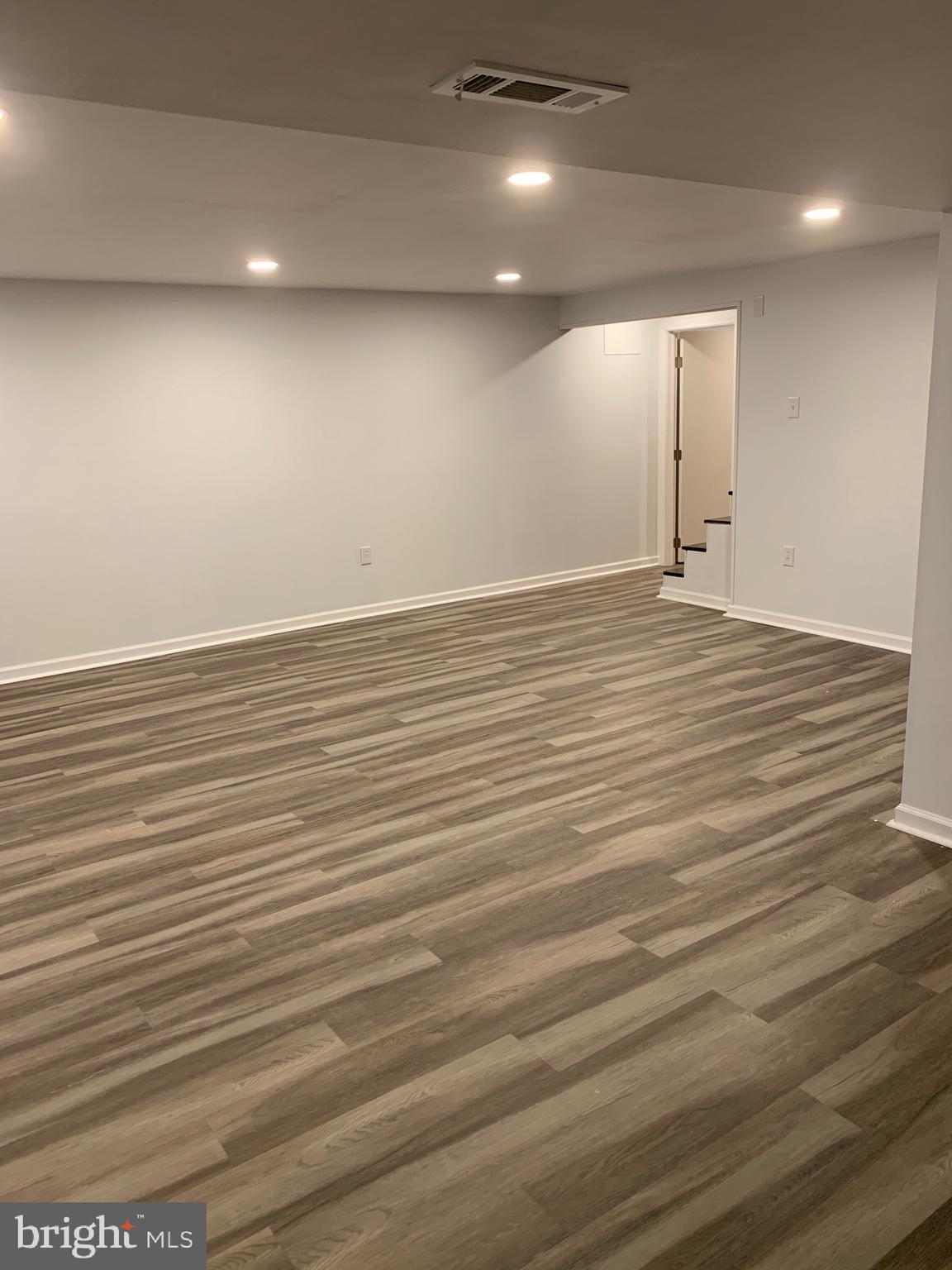 28 Othoridge Road Lutherville-Timonium, MD 21093 - Photo 19 of 27 an empty room with wooden floor
