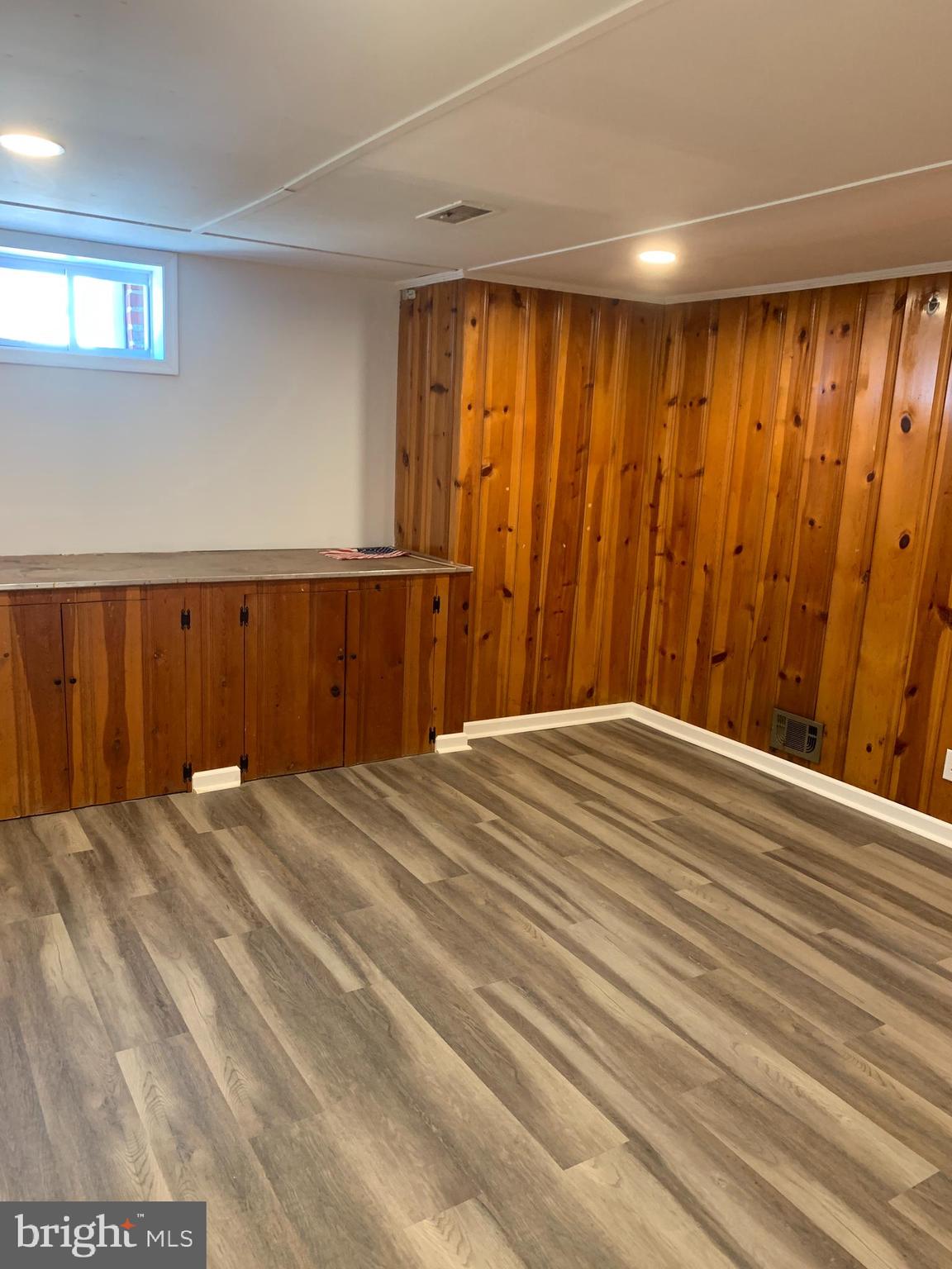 28 Othoridge Road Lutherville-Timonium, MD 21093 - Photo 22 of 27 a view of a room with wooden floor and a window