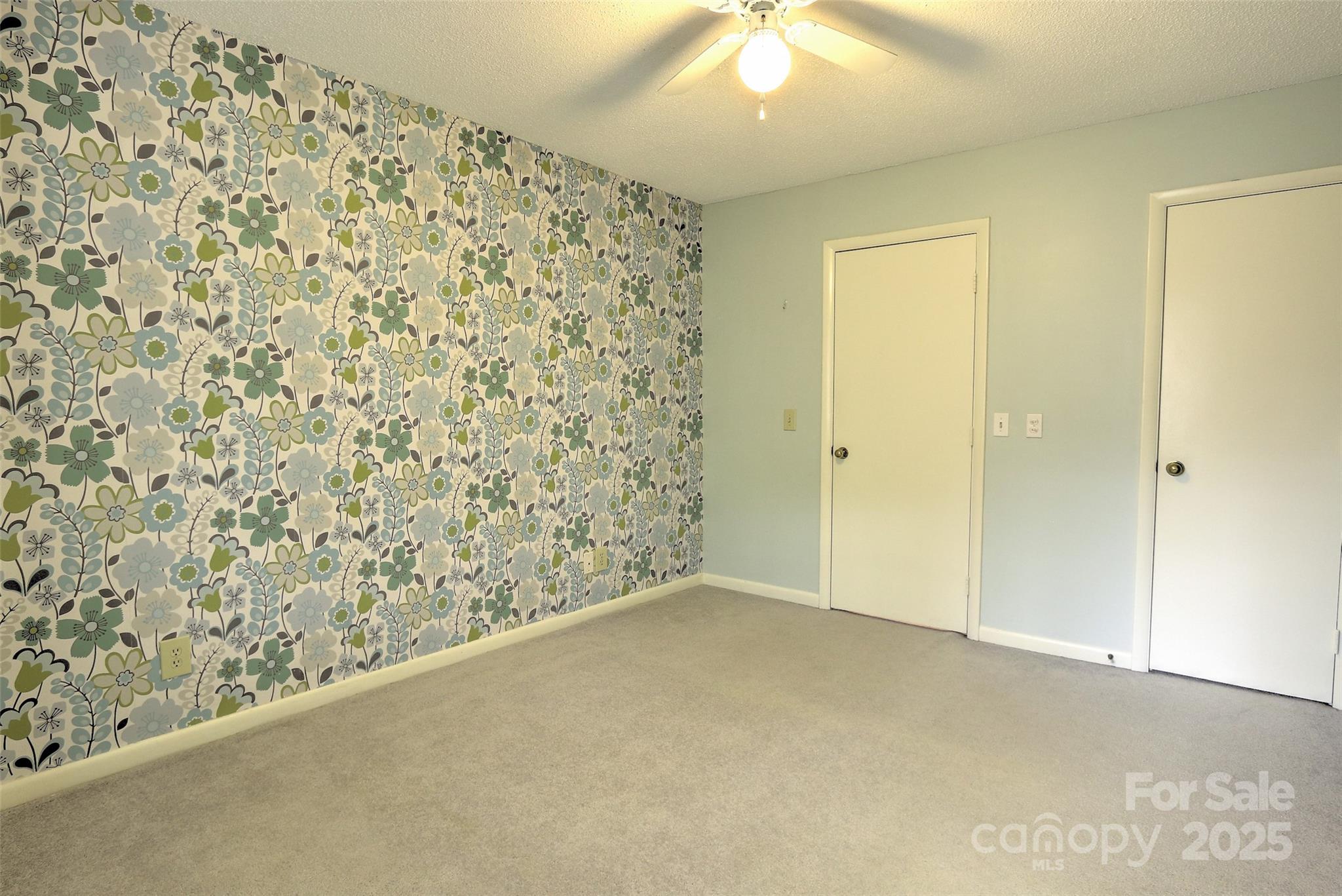 5 Gumtree Road, Unit D3 Hilton Head Island, SC 29926 - Photo 13 of 17 an empty room with a empty space