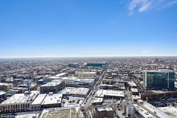 $1,750 | 3660 North Lake Shore Drive, Unit 4312, Chicago, IL 60613