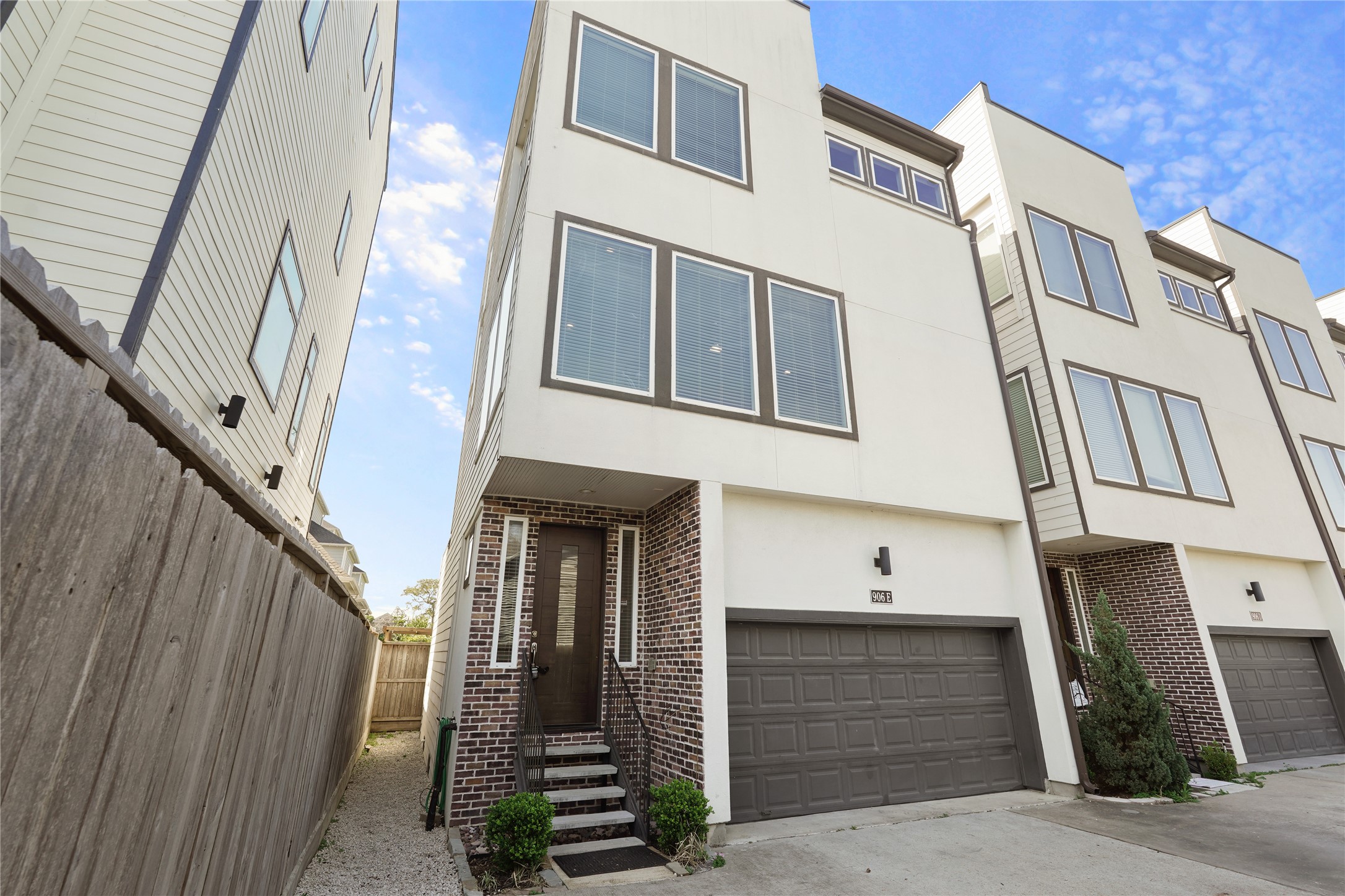 906 West 17th Street, Unit E Houston, TX 77008 - Photo 2 of 36