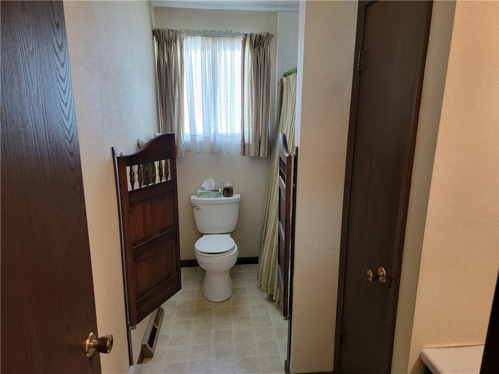 504 Burtner Road Natrona Heights, PA 15065 - Photo 4 of 8 Gallery Image 4