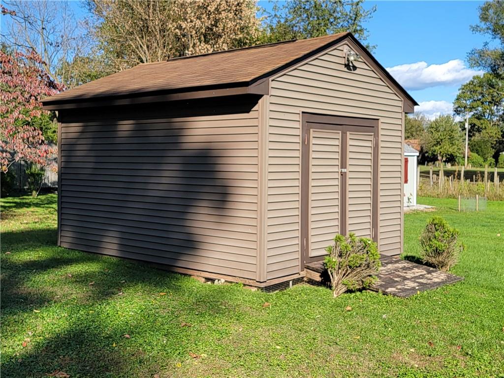 504 Burtner Road Natrona Heights, PA 15065 - Photo 6 of 8 Gallery Image 6