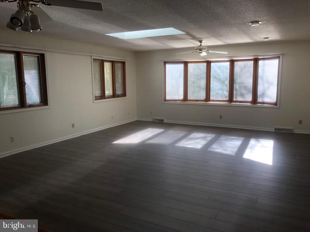 28 Winged Foot Road Dover, DE 19904 - Photo 12 of 21 Great Room