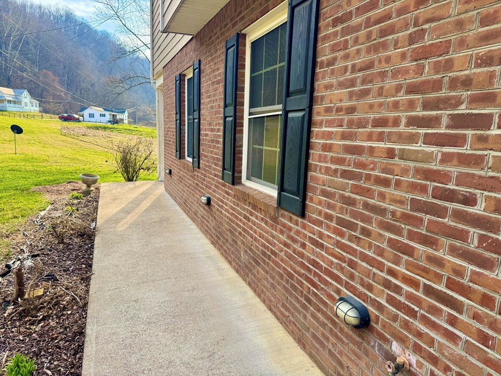 373 River Road Chilhowie, VA 24319 - Photo 15 of 32 Gallery Image 15