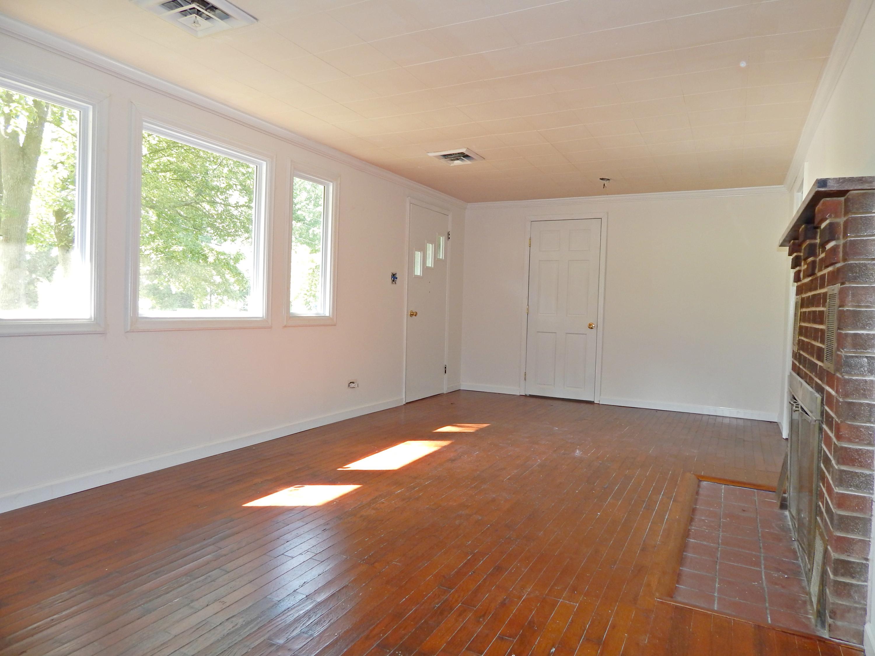 317 Lee Road Clinton, TN 37716 - Photo 10 of 11 10