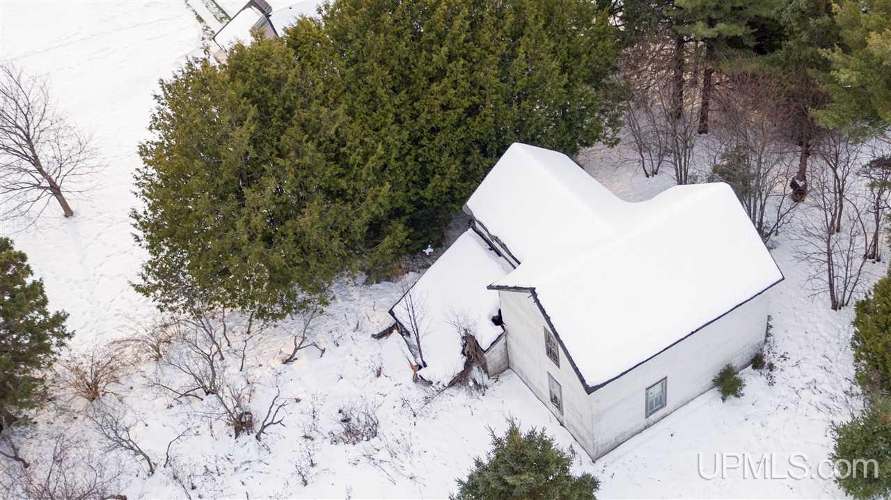 22294 Boston Location Road Calumet, MI 49913 - Photo 9 of 50