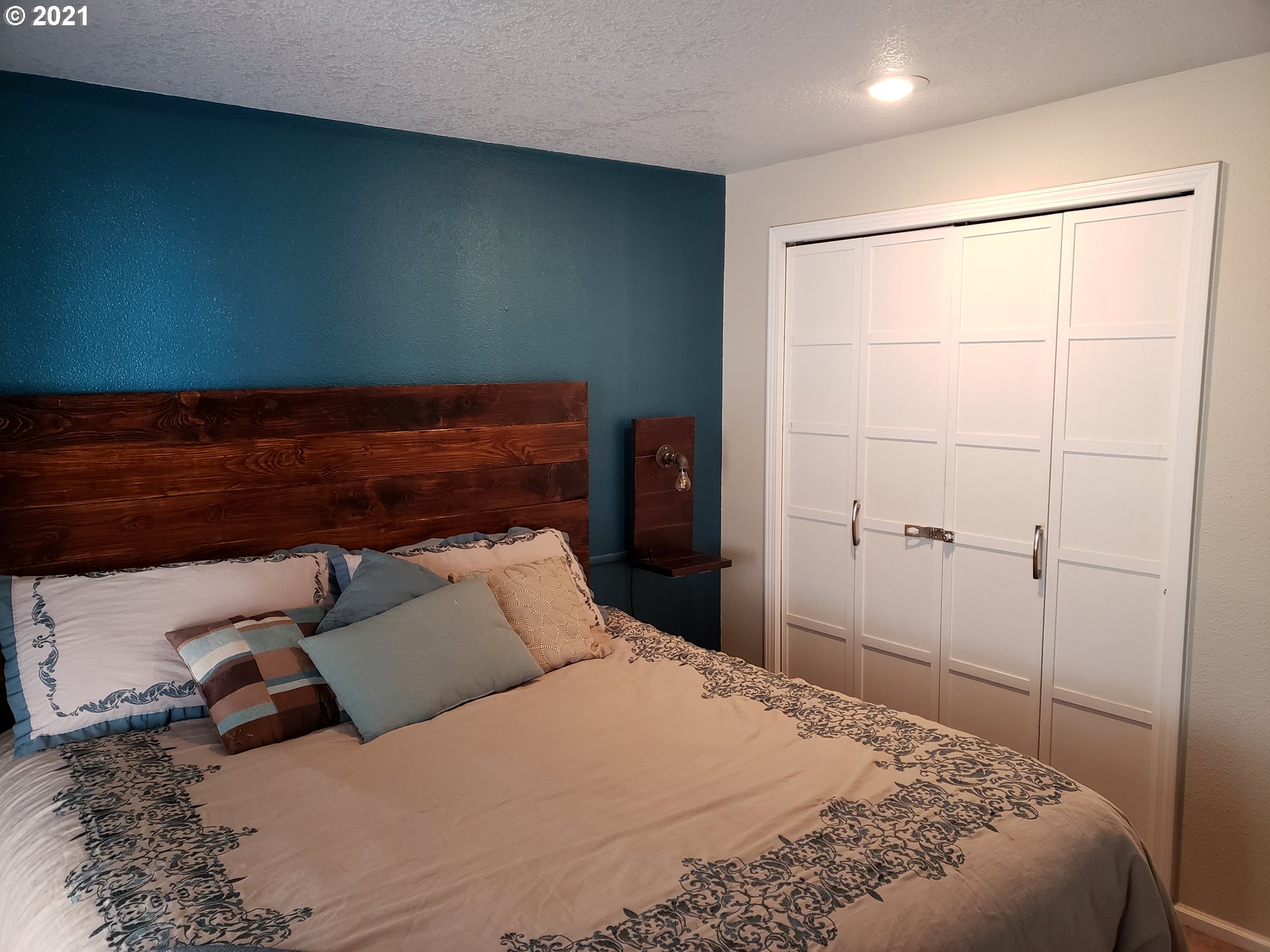9980 Southeast Clackamas Road Clackamas, OR 97015 - Photo 17 of 31 Gallery Image 17