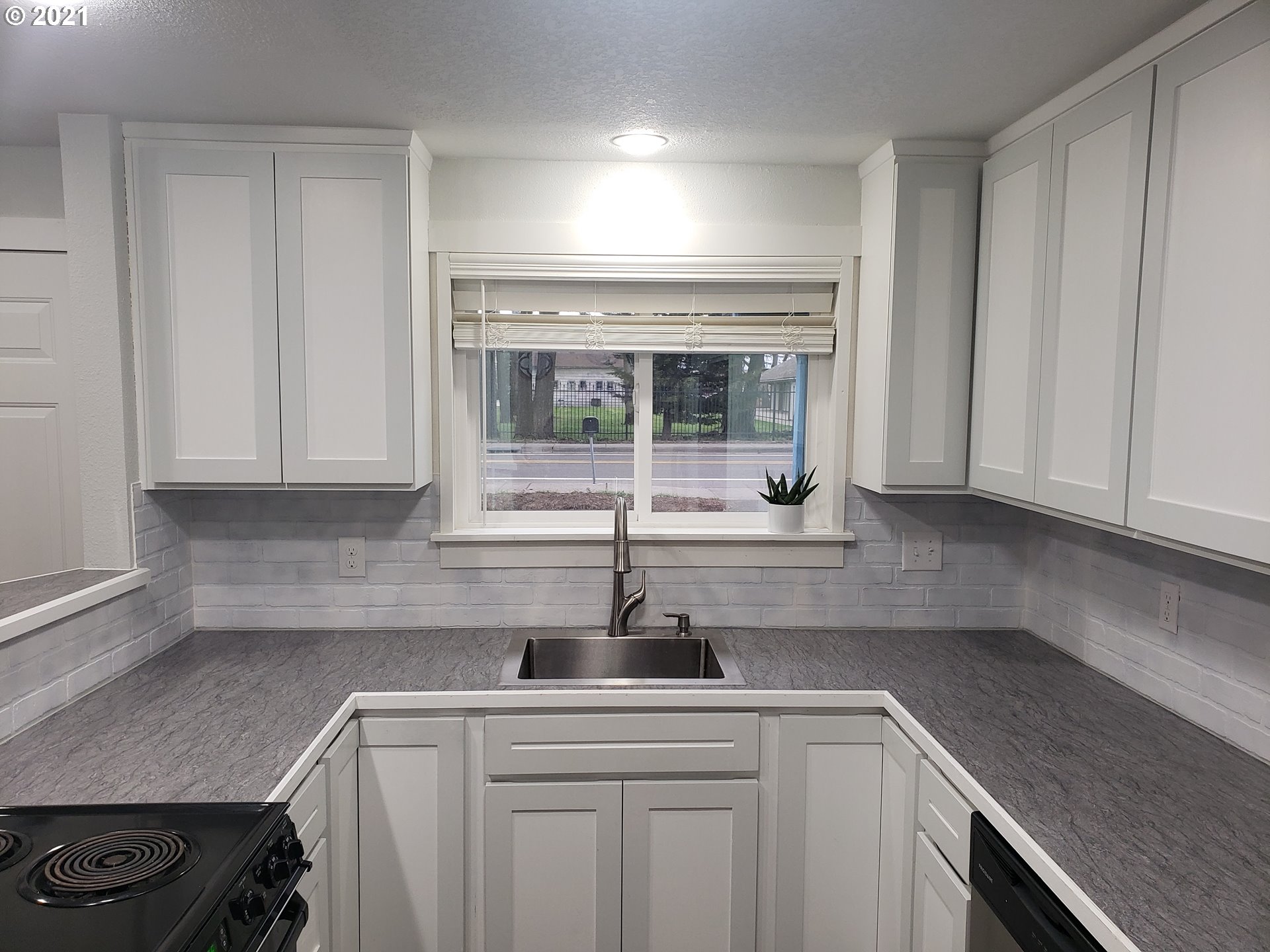 9980 Southeast Clackamas Road Clackamas, OR 97015 - Photo 6 of 31 Gallery Image 6