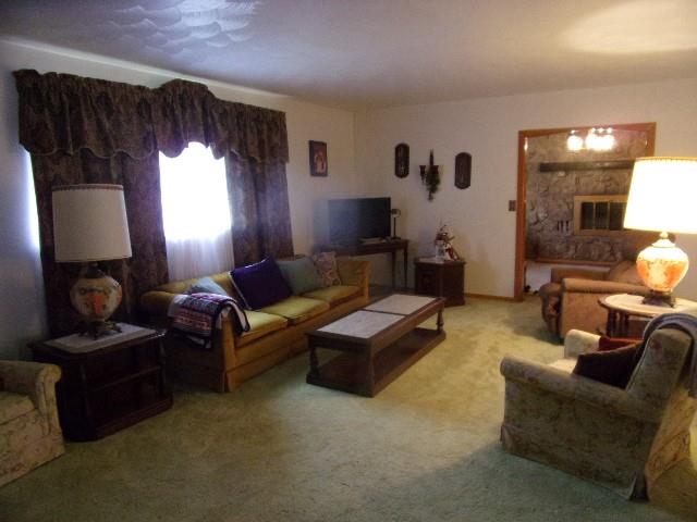 533 Acme Street Rimersburg, PA 16248 - Photo 4 of 26 a living room with furniture and a window
