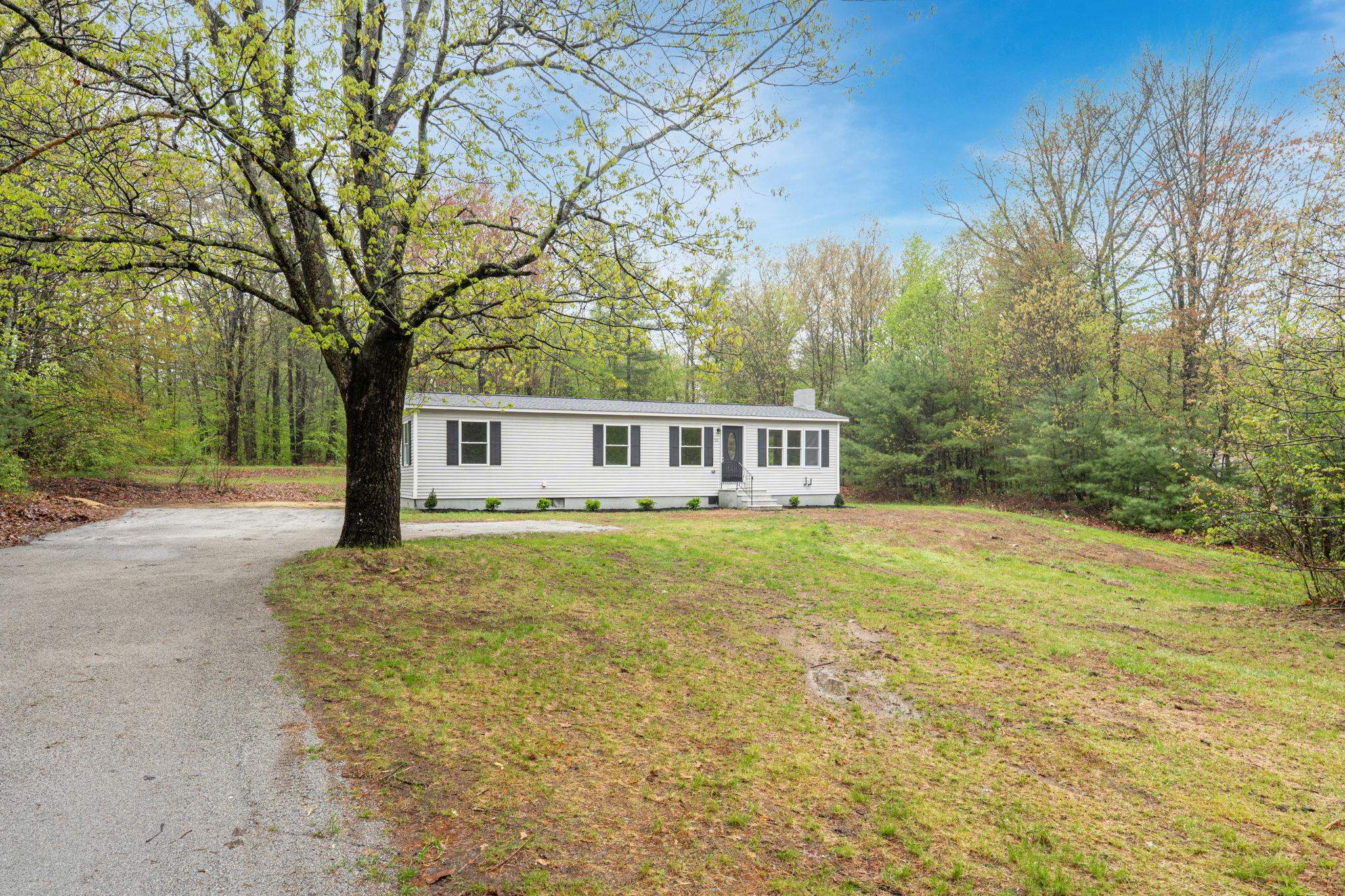 31 Goodhue Road Boscawen, NH 03303 - Photo 1 of 31 Gallery Image 1