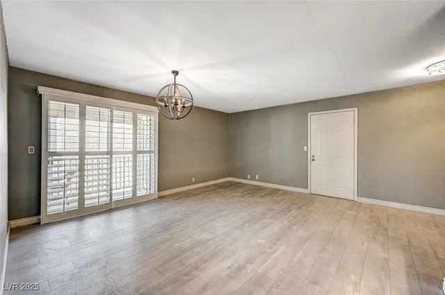 $1,400 | 5101 River Glen Drive, Unit 136, Las Vegas, NV 89103