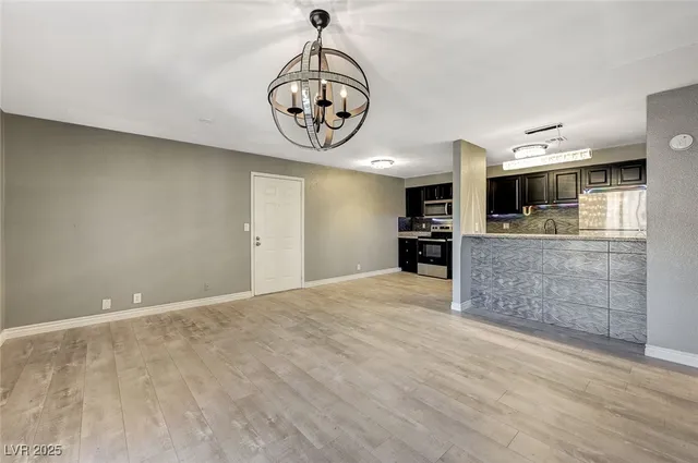 $1,400 | 5101 River Glen Drive, Unit 136, Las Vegas, NV 89103