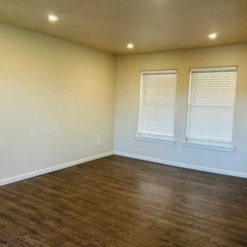 $1,500 | 317 81st Street, Lubbock, TX 79404