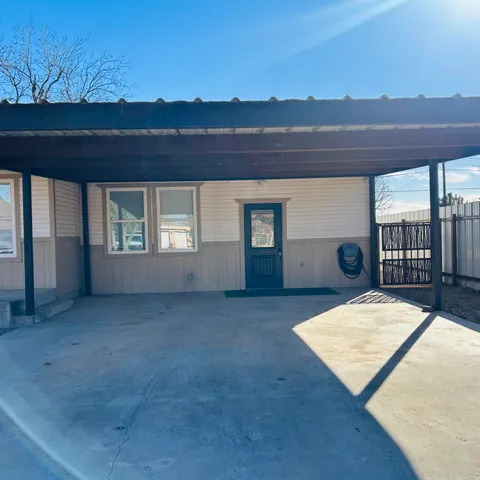 $1,500 | 317 81st Street, Lubbock, TX 79404