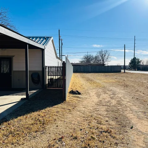 $1,500 | 317 81st Street, Lubbock, TX 79404