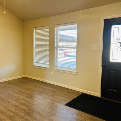 $1,500 | 317 81st Street, Lubbock, TX 79404