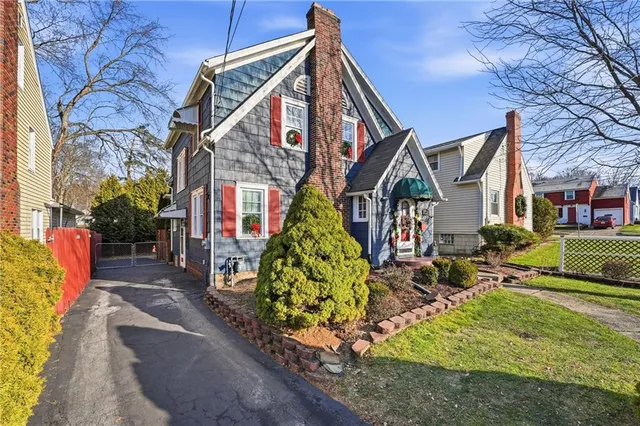 $205,000 | 1279 Griswold Street, Sharon, PA 16146