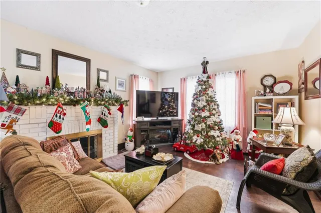 $205,000 | 1279 Griswold Street, Sharon, PA 16146