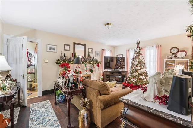 $205,000 | 1279 Griswold Street, Sharon, PA 16146