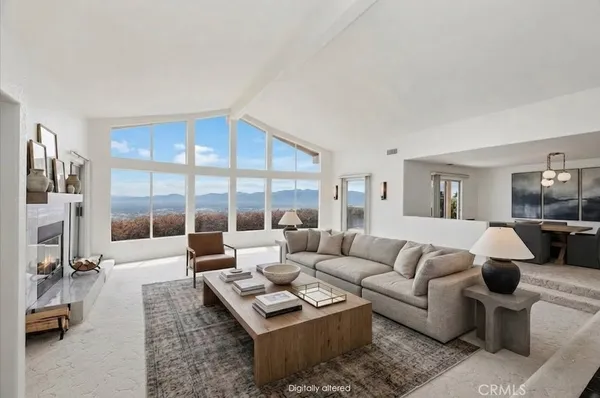 $1,400,000 | 7350 Live Oak Drive, Jurupa Valley, CA 92509