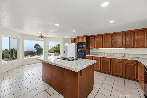 $1,400,000 | 7350 Live Oak Drive, Jurupa Valley, CA 92509