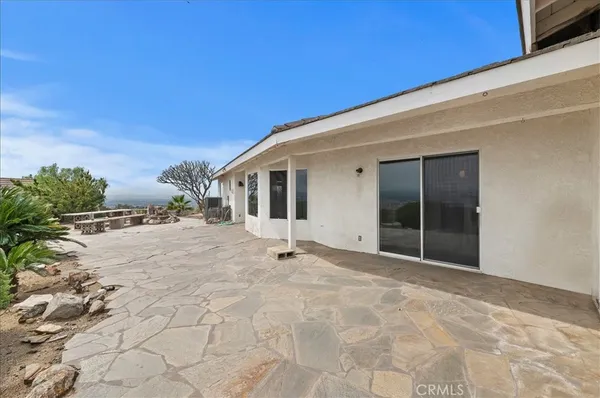 $1,400,000 | 7350 Live Oak Drive, Jurupa Valley, CA 92509