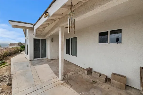 $1,400,000 | 7350 Live Oak Drive, Jurupa Valley, CA 92509