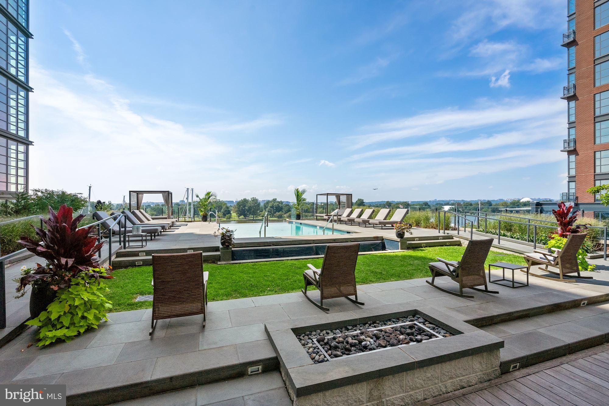 45 Sutton Square Southwest, Unit 1112 Washington, DC 20024 - Photo 27 of 46 Poolside firepit retreat.