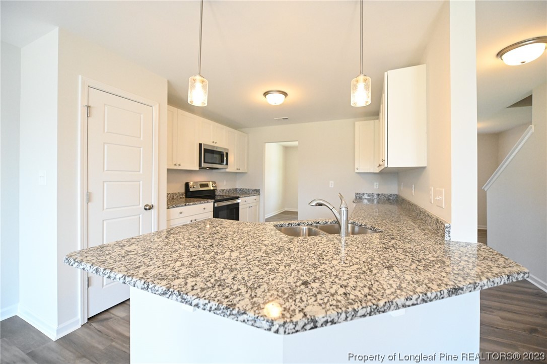 1728 Ramsdale Road Hope Mills, NC 28348 - Photo 2 of 7 Gallery Image 2