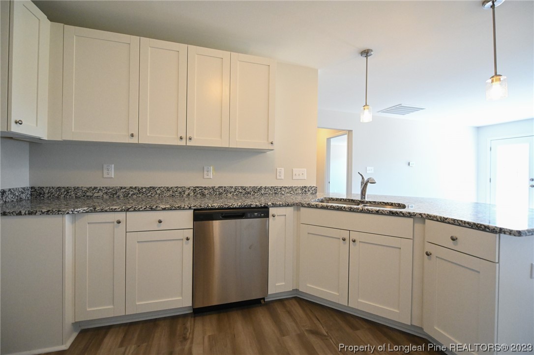 1728 Ramsdale Road Hope Mills, NC 28348 - Photo 3 of 7 Gallery Image 3
