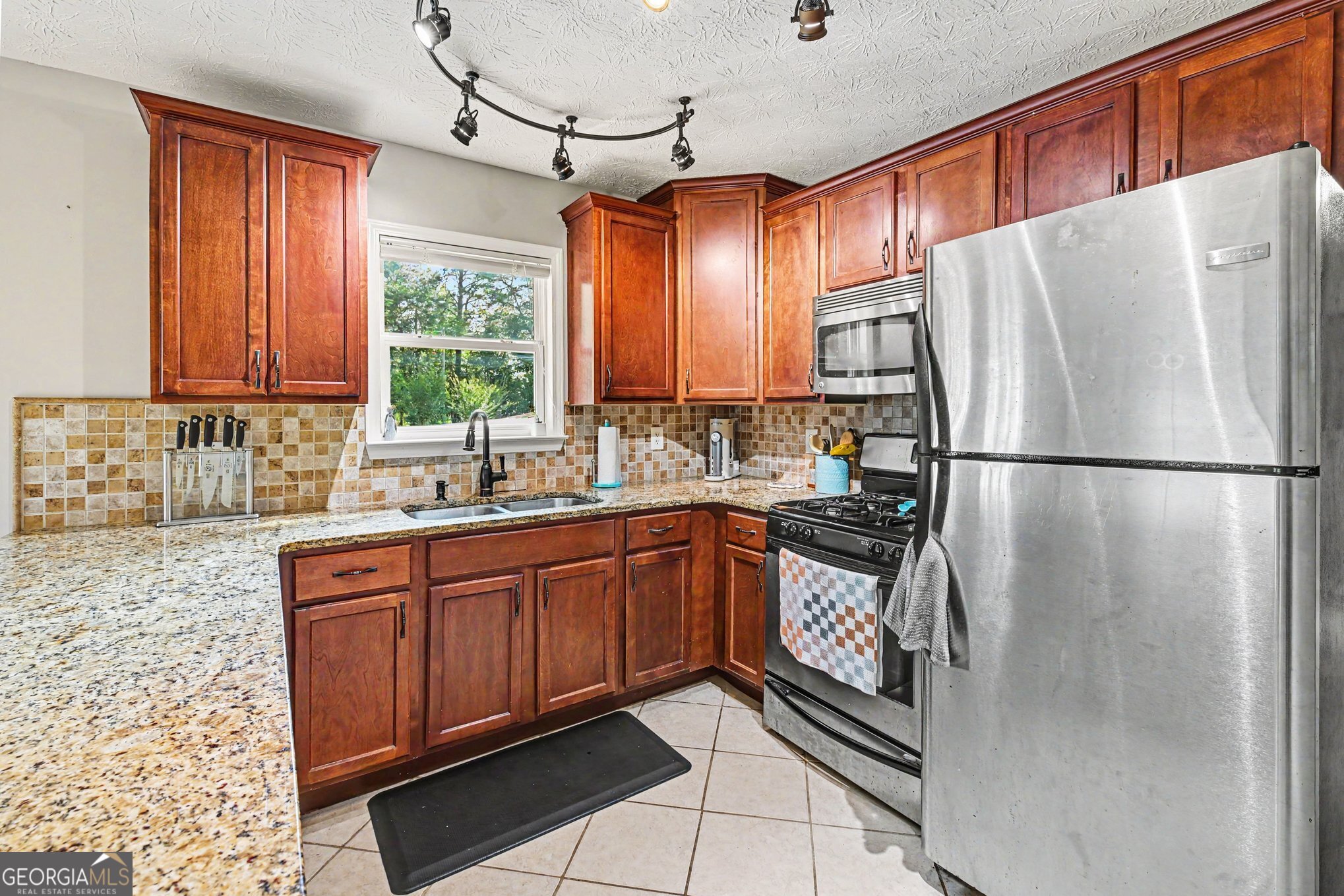 237 Palmetto Road Tyrone, GA 30290 - Photo 12 of 28