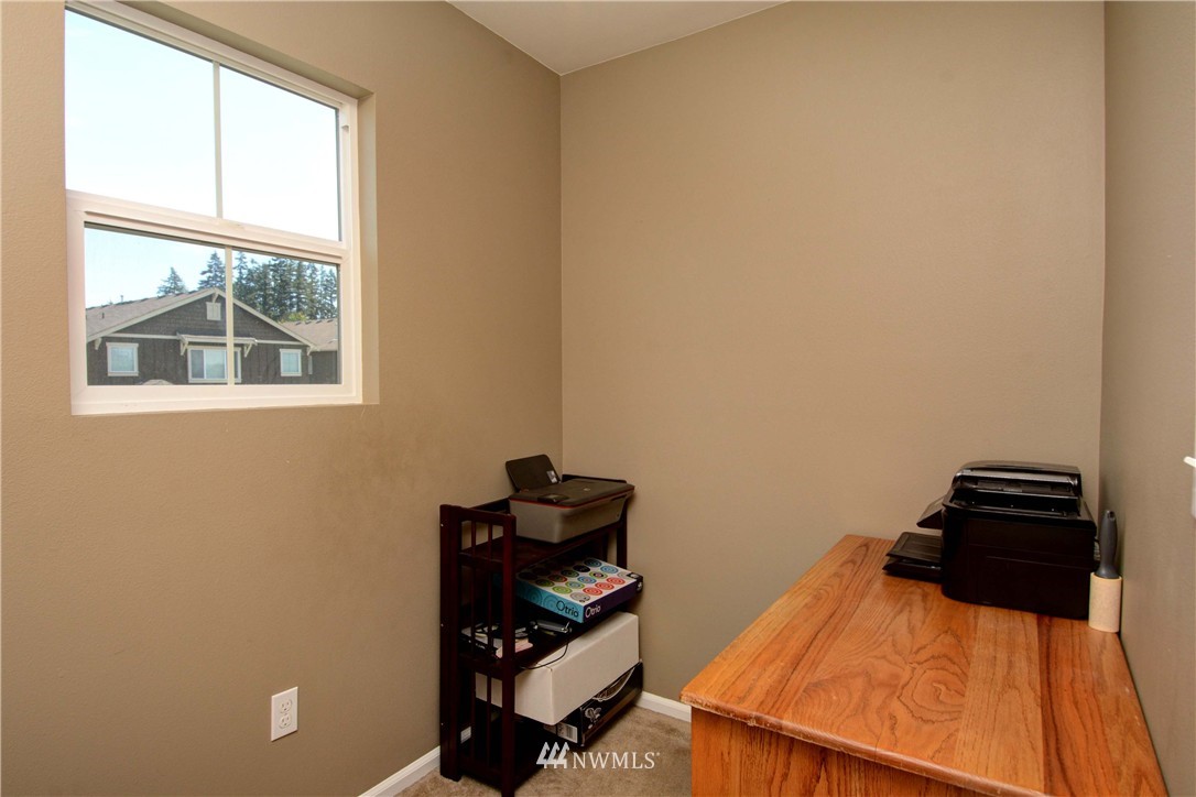 18032 31st Avenue Southeast Bothell, WA 98012 - Photo 10 of 17